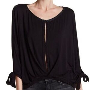 FREE PEOPLE SOLID KEEPIN 3/4 SLEEVE BOATNECK TOP BLACK